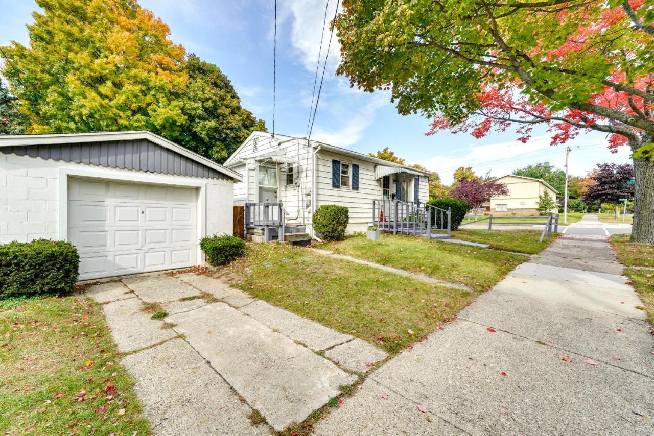 Ludington Vacation Rental - Walk To Lake Michigan! 외부 사진